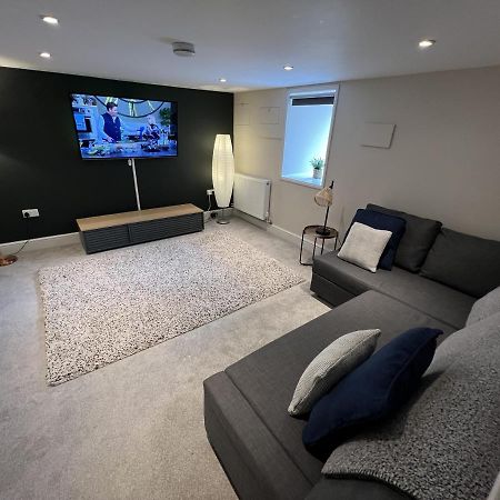 Luxurious Victorian Villa With Parking Sleeps Six Bury St. Edmunds Zewnętrze zdjęcie